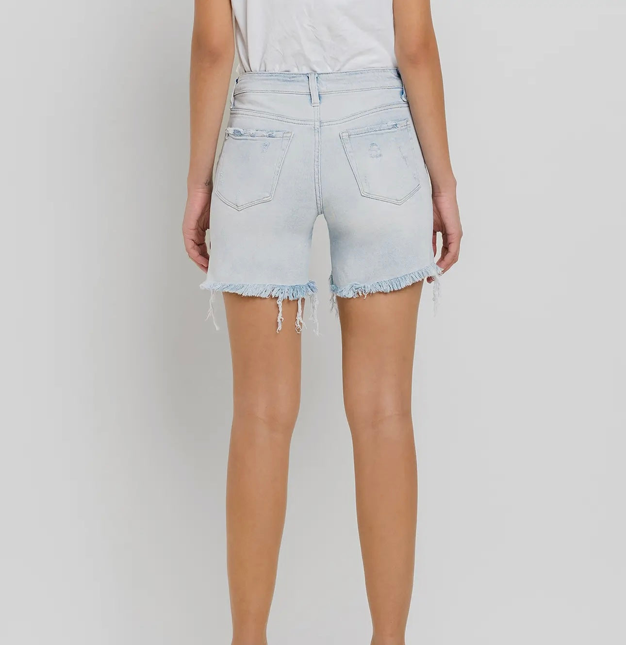 Vervet Mid-Rise Distressed W/ Stretch Shorts